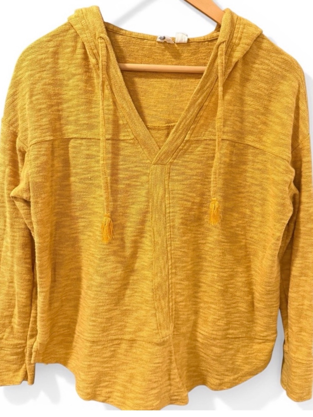 5/$25 Roxy Yellow V-Neck Hoodie Pullover